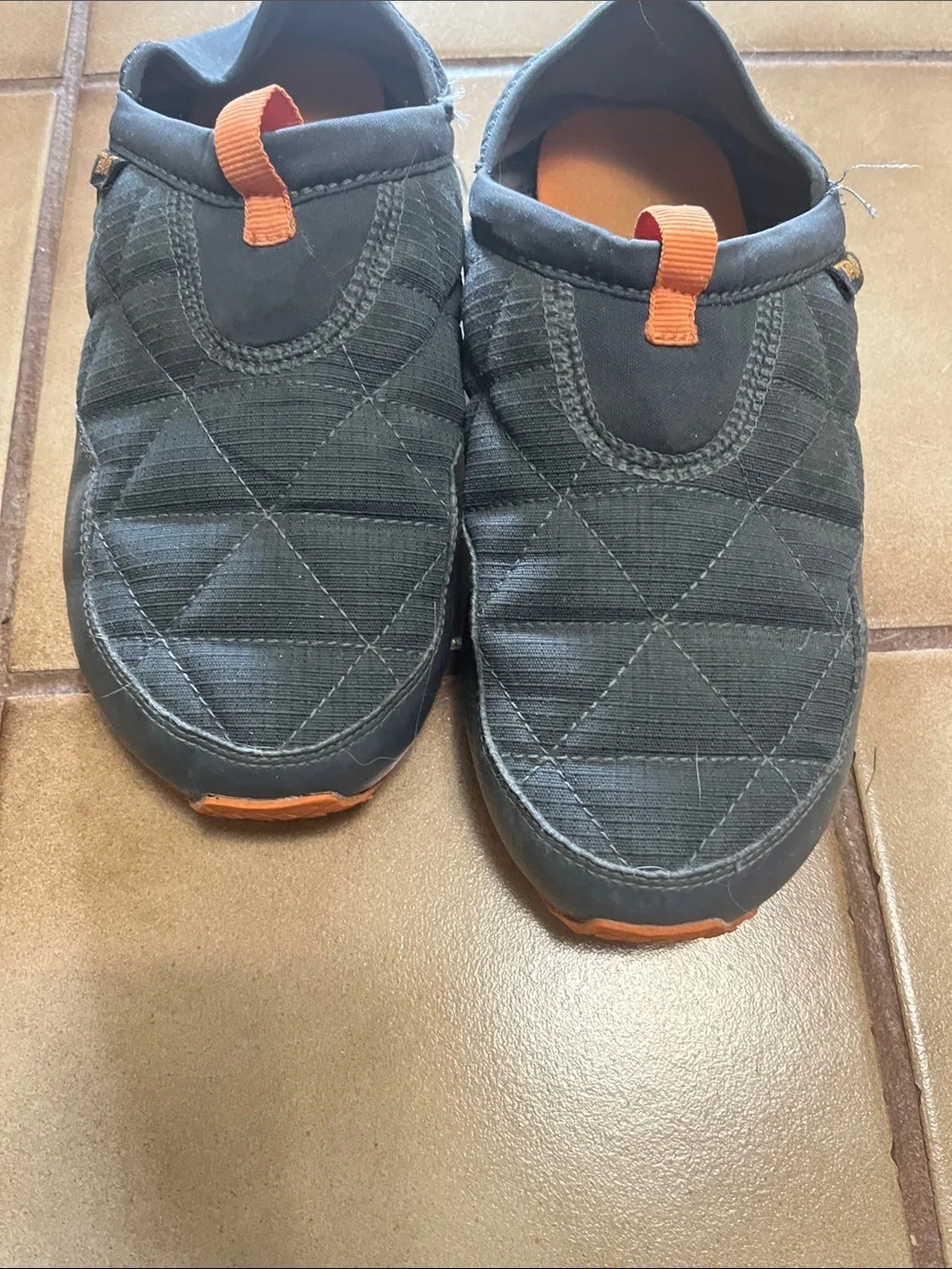 Kids Teva Quilted Slip-On outdoor shoes in charcoal with Orange Pull Tabs